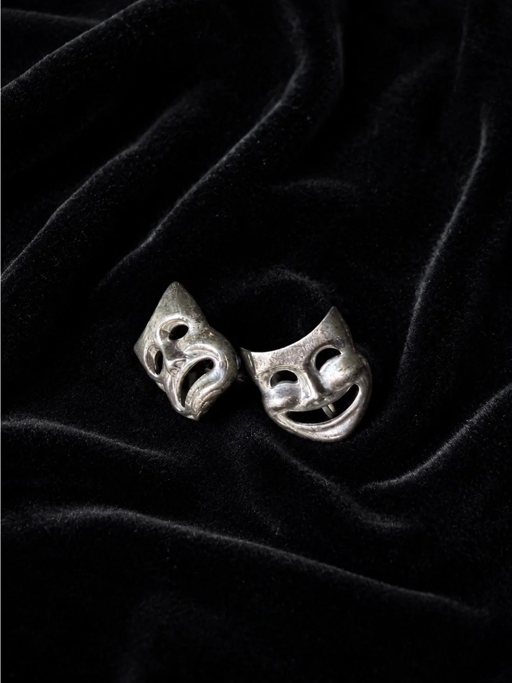Beau Sterling Greek Comedy and Tragedy Mask Screw Back Earrings Vintage
